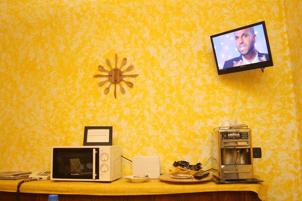 Bed & Breakfast La Rosa Dei Venti Genova Værelse billede