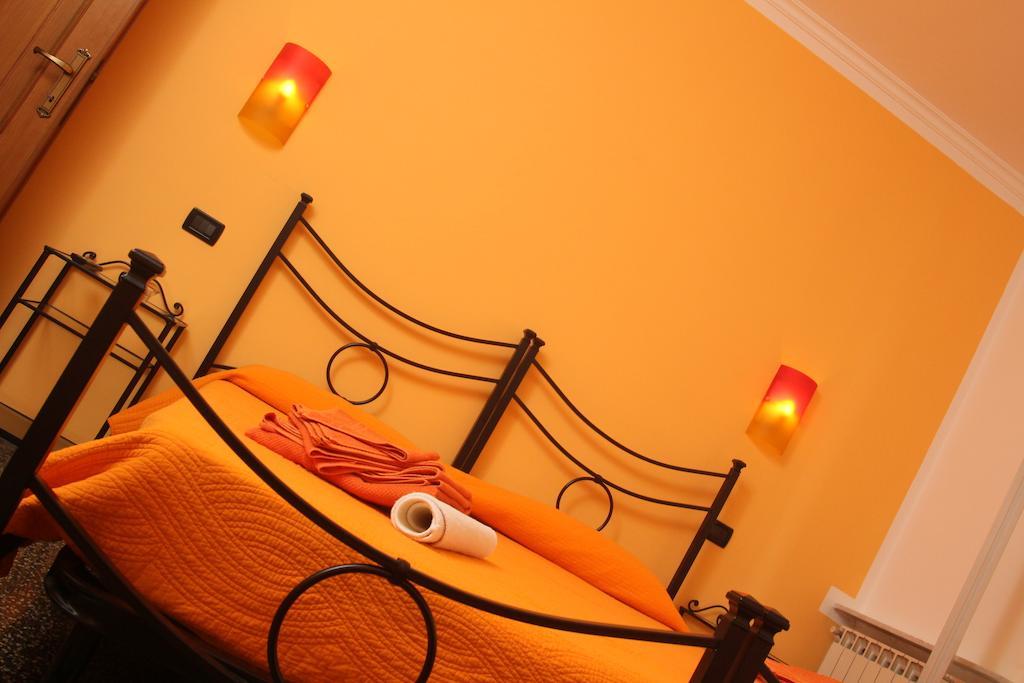 Bed & Breakfast La Rosa Dei Venti Genova Værelse billede